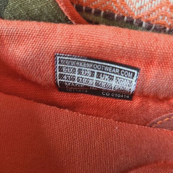 Keen | Camouflage and Orange Mary Jane Flats - Picture 2 of 7